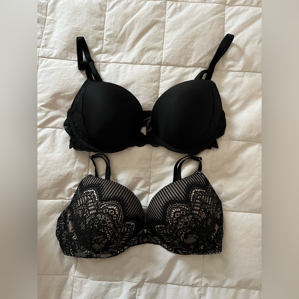 Lot of 2 VICTORIA’S SECRET Women’s Black Lace Push-Up Bra NWOT Size 38C